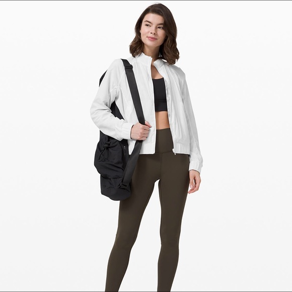 Lululemon Bombs Away Jacket - Picture 2 of 10